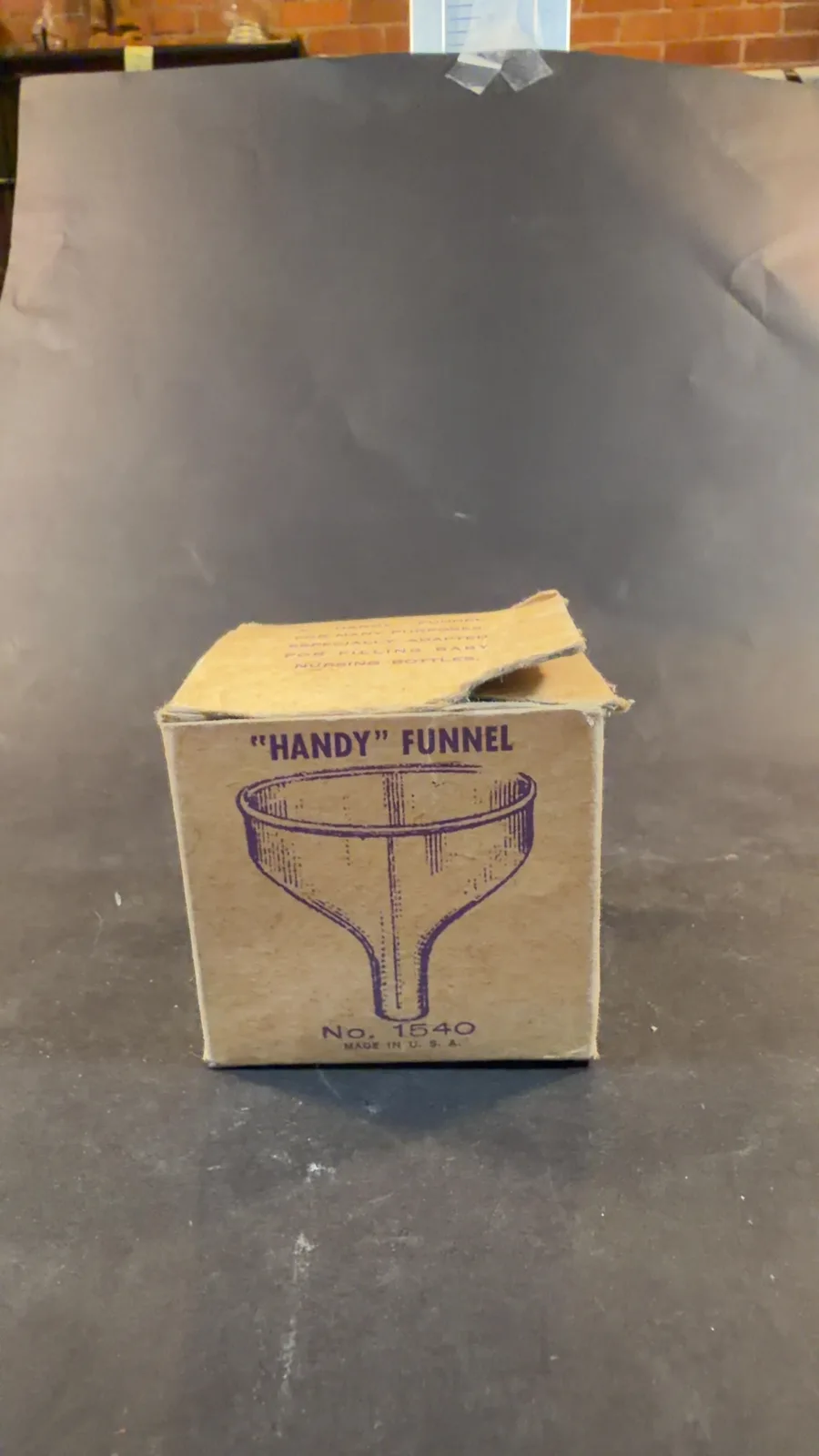 "HANDY" FUNNEL No. 1540